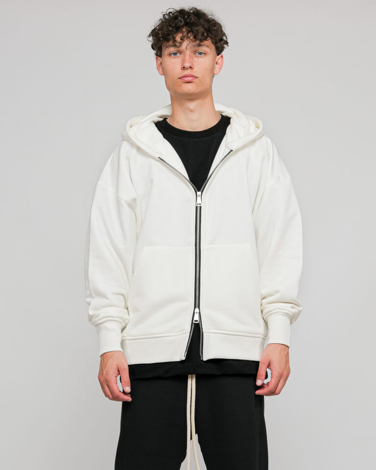 1--Essential zip hoodie