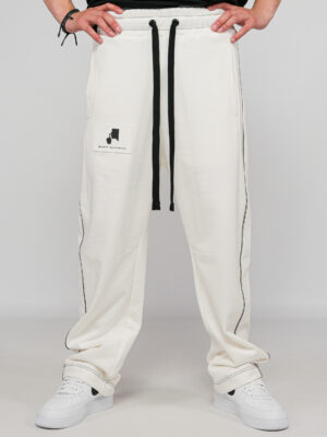 STRUCTURE OFF-WHITE